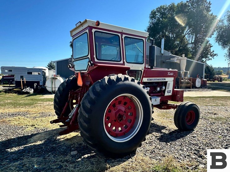 1972-international-1066-image-7