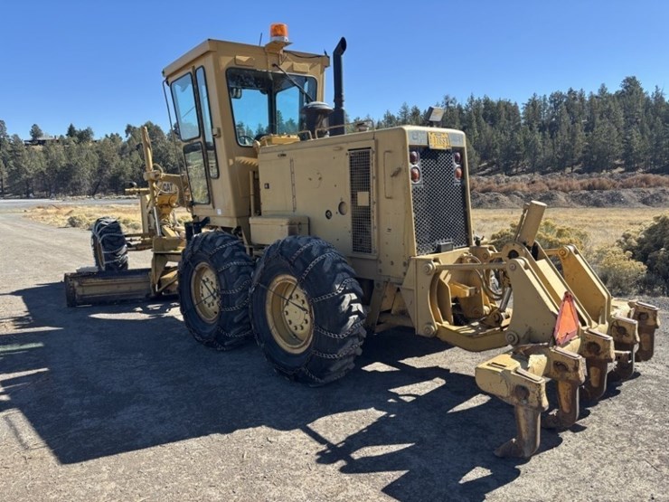 1989-caterpillar-140g-image-3