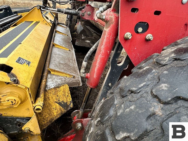 2009-new-holland-h8040-image-16