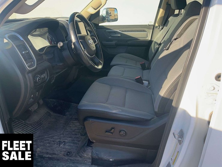 2019-dodge-1500-image-11