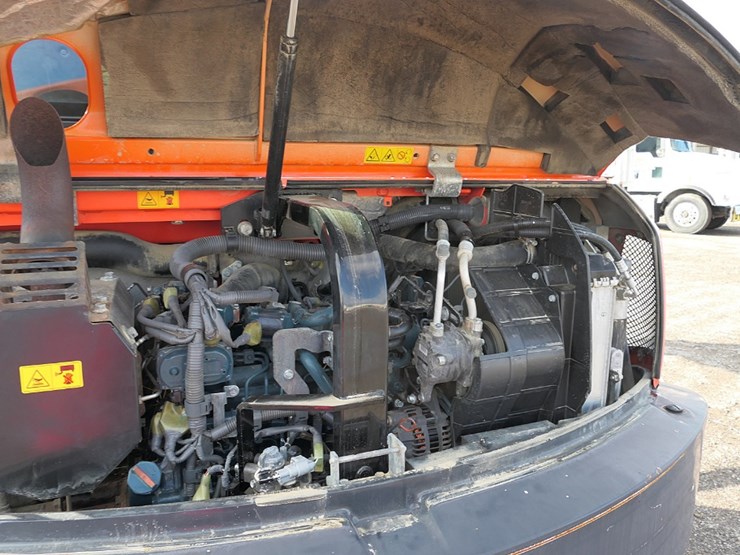 2017-kubota-kx080-image-29