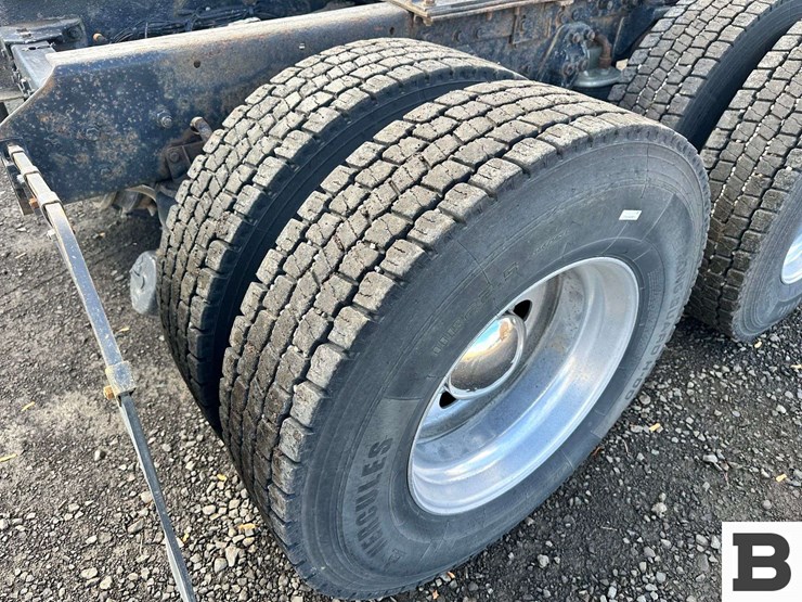 2000-kenworth-t800-image-49