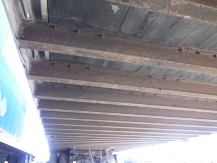 2012-utility-4000d-x-image-8