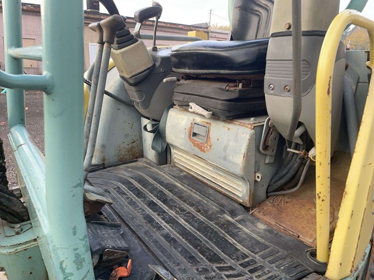 yanmar-vio35-image-20