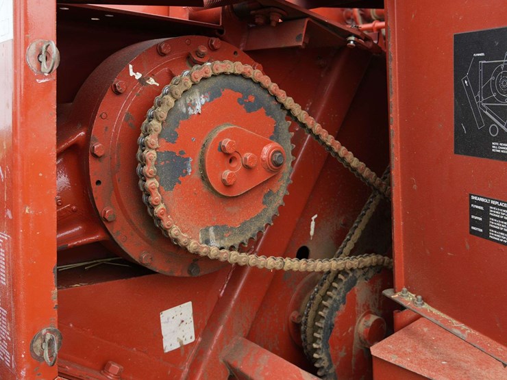 hesston-4590-image-22