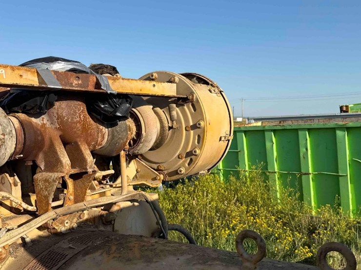 2001-caterpillar-3508-image-10