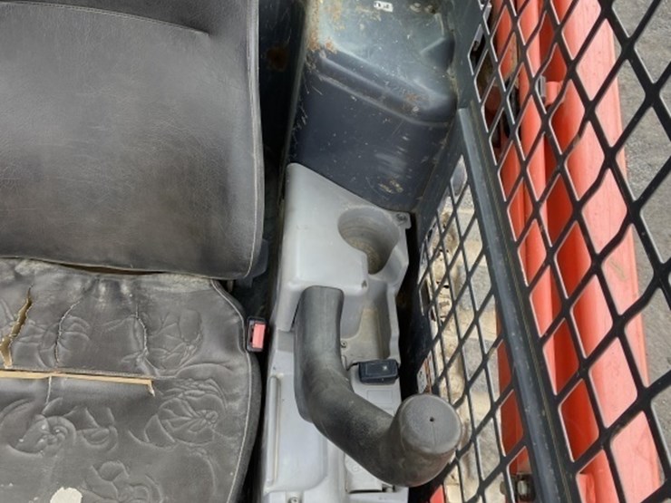 kubota-svl75-image-13