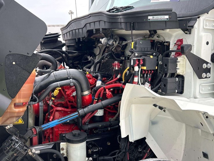 2021-international-mv607-image-10