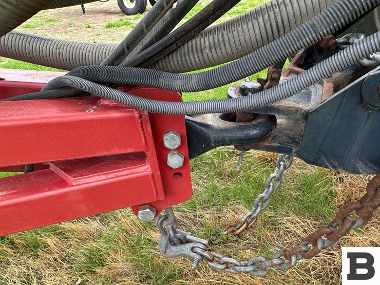 2012-case-800-image-8