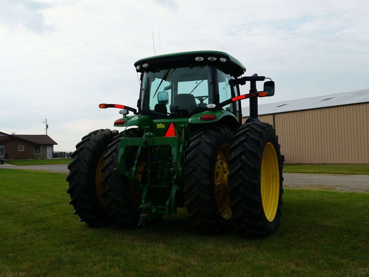 2012-john-deere-8235r-image-21
