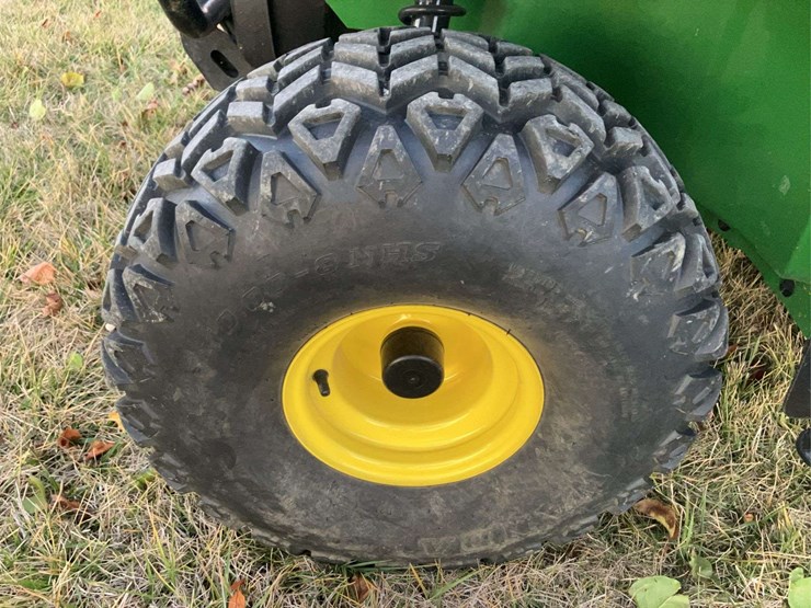 john-deere-gator-image-18