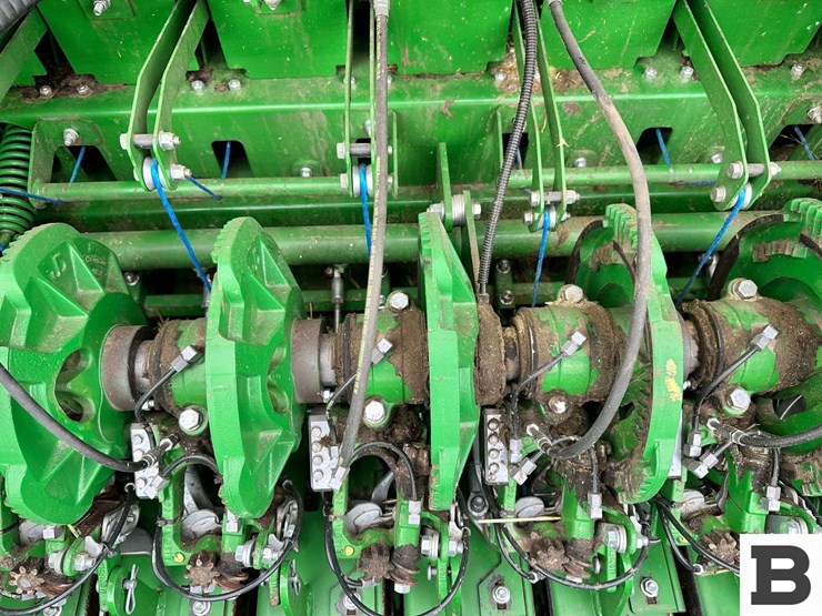 john-deere-l341-image-62