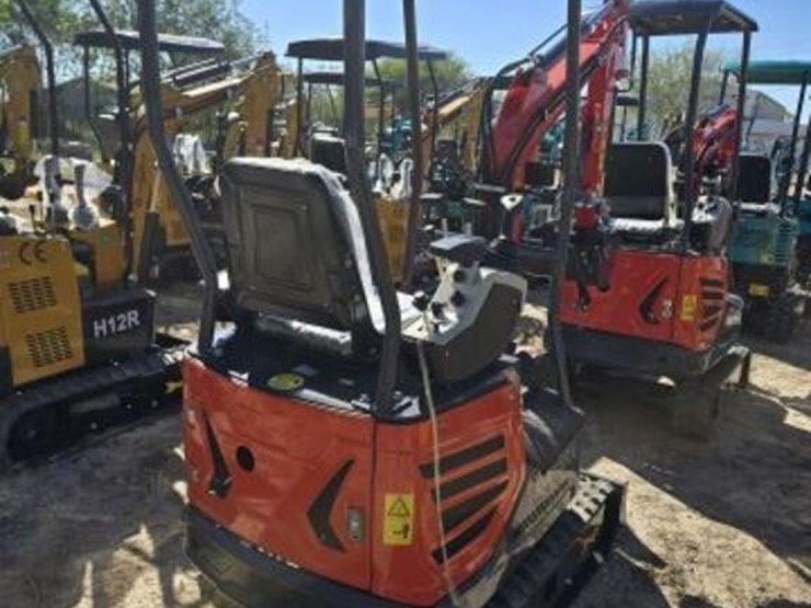 cfg-mini-excavator-mx15rx-image-3
