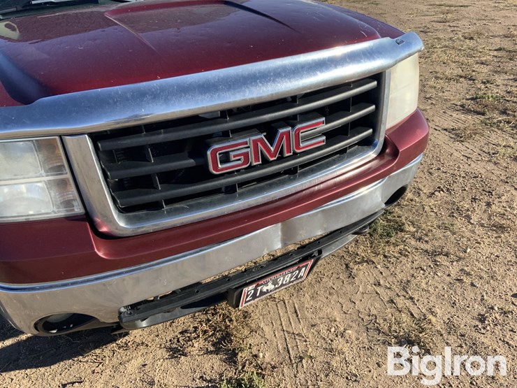 2008-gmc-sierra-4x4-pickup-image-15