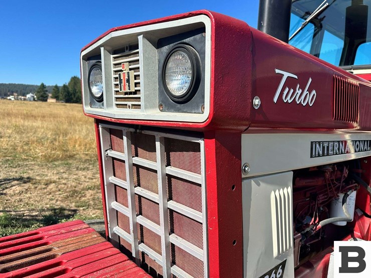 1972-international-1066-image-25