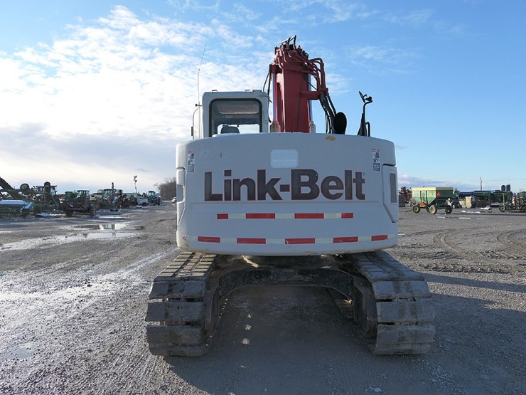 2010-link-belt-135a-hydraulic-excavator,-sn:hex7136,-erops,-qt-24''-bucket,-image-3