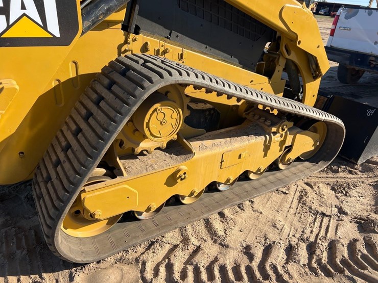 2019-caterpillar-299d2-xhp-image-11