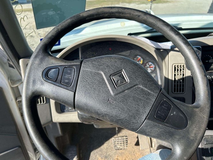 2012-international-workstar-7500-image-24