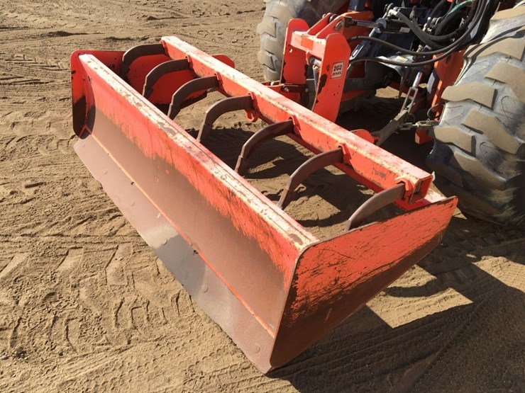 2014-kubota-m59-image-11