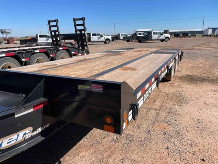 2023-eager-beaver-equip.-trailer-image-1