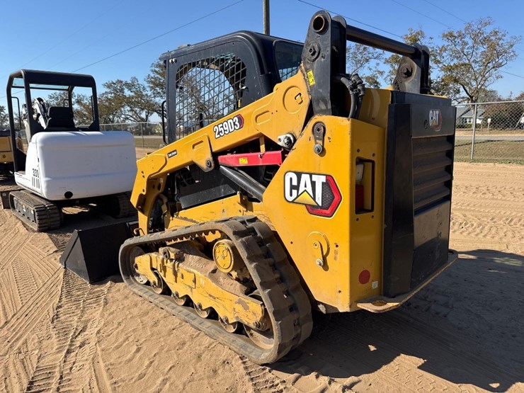 2023-caterpillar-259d3-image-2