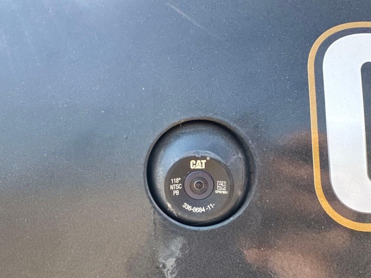 2023-caterpillar-259d3-image-18