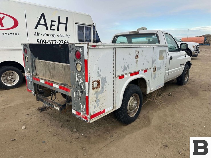 2000-dodge-ram-2500-image-3