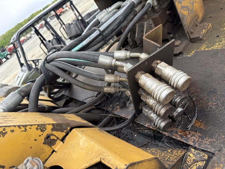 caterpillar-535b-image-63