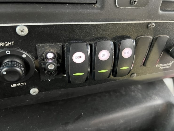 2015-chevrolet-express-paratransit-bus-image-35