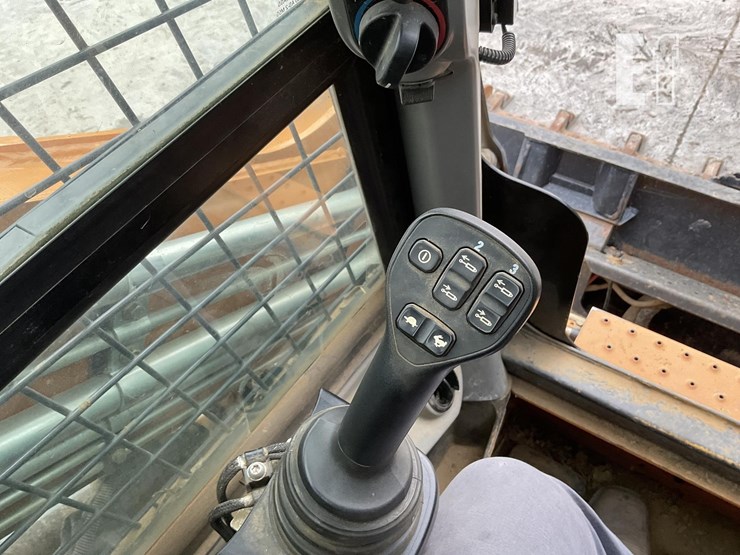 2022-case-tv620b-image-17