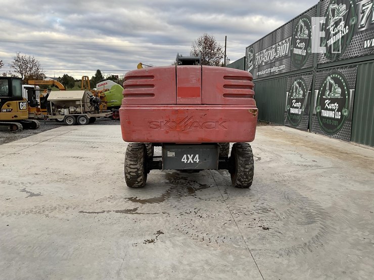 2017-skyjack-sj40t-image-3