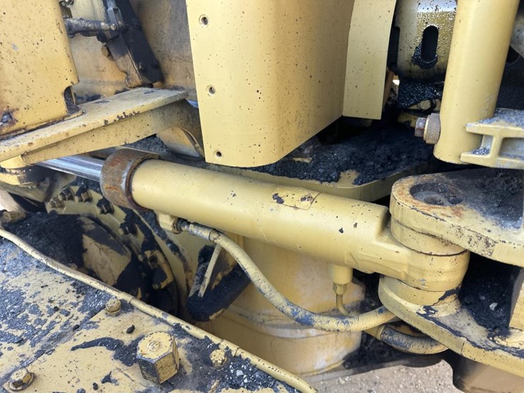 1984-caterpillar-140g-image-38