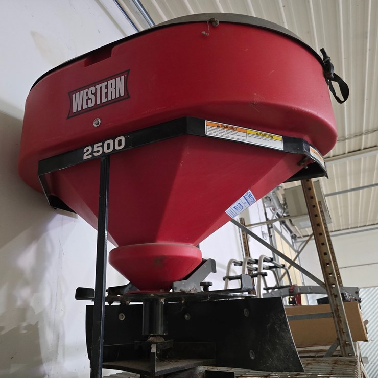 #22371 • Western 2500 Bumper Hitch Spreader