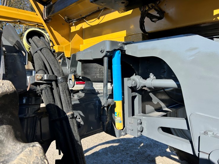 2016-ag-chem-rg1100b-image-78