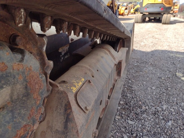 bobcat-t590-image-30