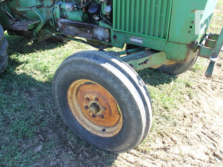 john-deere-830-image-4
