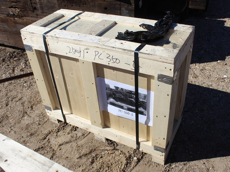 #3502-•-side-type-hydraulic-breaker-image-1