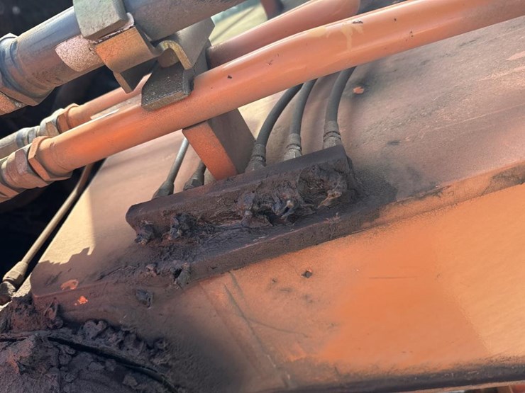 #1882-•-2012-hitachi-350lc-excavator-image-41