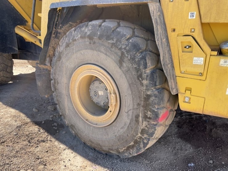 2021-komatsu-hm400-image-10