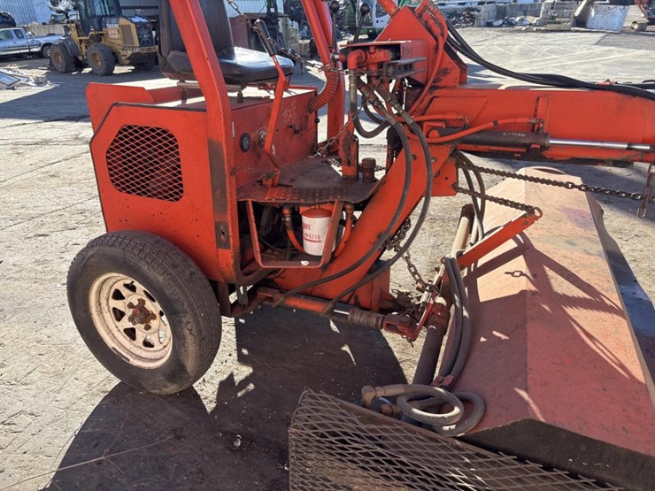 #3808-•-72"-ride-on-power-broom-image-10