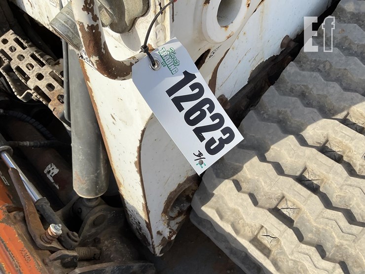 2014-bobcat-t650-image-25