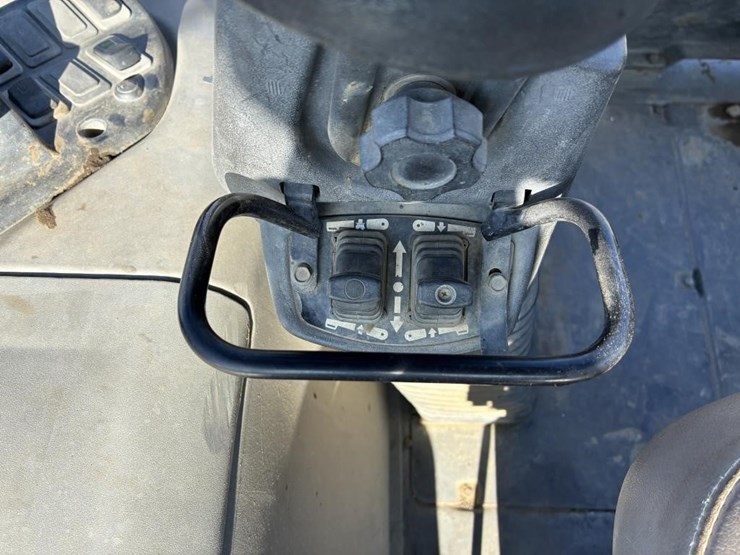 2018-case-580sn-image-29