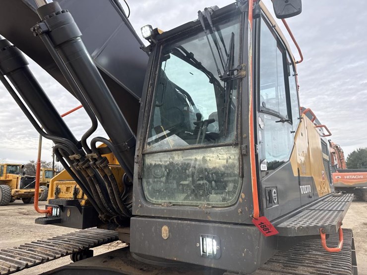 #1881-•-2020-volvo-ec480e-excavator-image-18