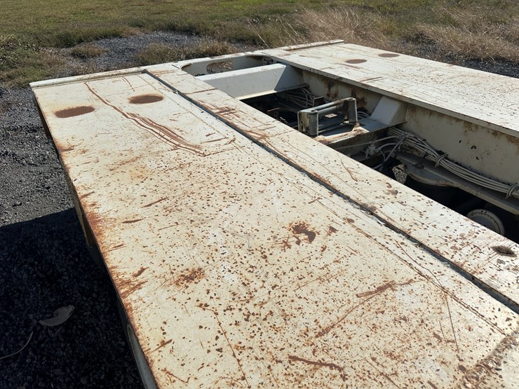 #32747-•-2000-mastec-40'-tri/a-rgn-lowboy-trailer-vin:-1tkj05133ym031587-image-44