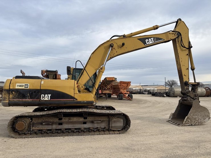 2004-caterpillar-325cl-image-6