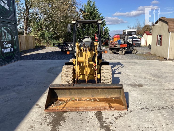 2018-caterpillar-903d-image-7