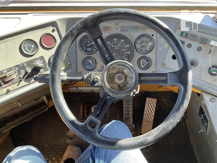 2001-volvo-a25c-image-14