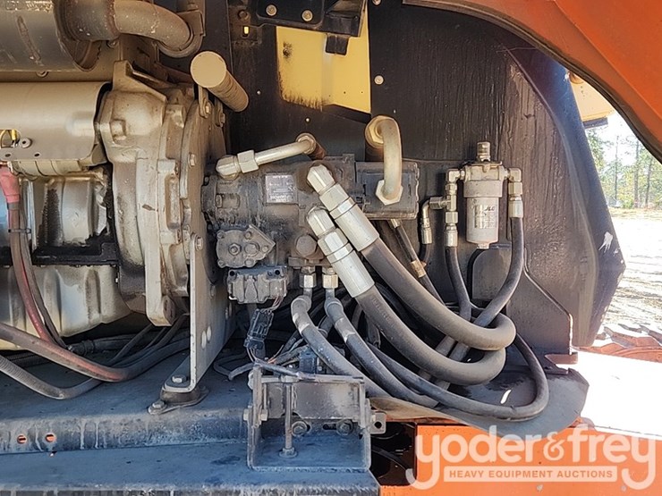 2008-jlg-660sj-image-32