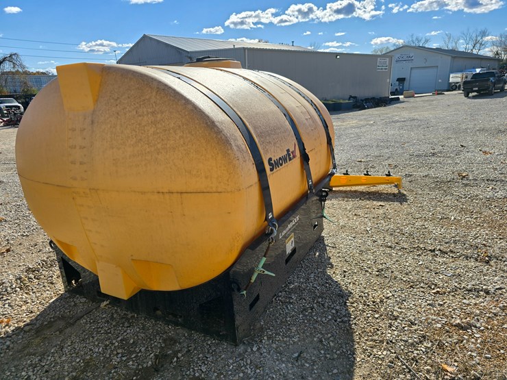 #22370-•-1200-gallon-snowex-liquimaxx-spray-rig-image-9