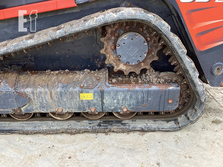 2020-kubota-svl65-2-image-11